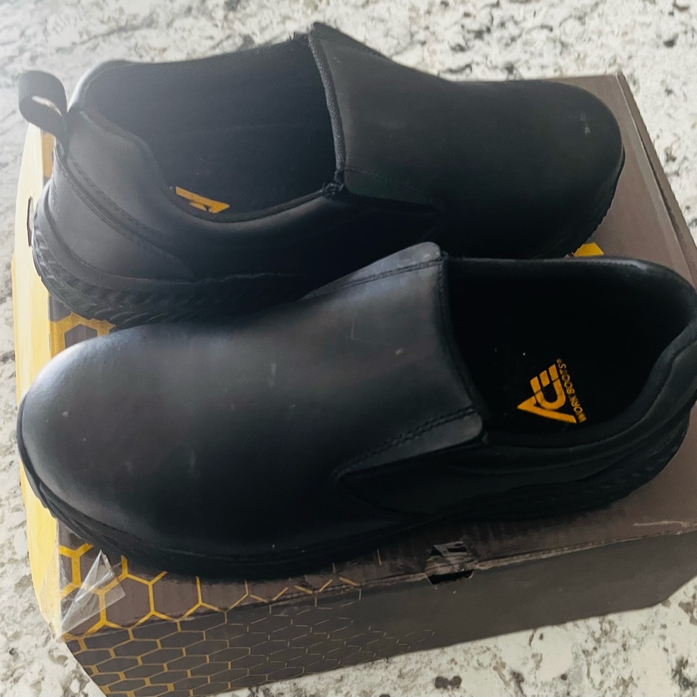 Black Slip-On Men's Steel Toe Casual shoes
